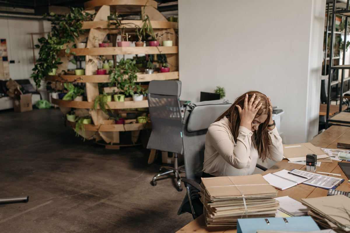 Employee buried in procedures a paper QMS never made usable