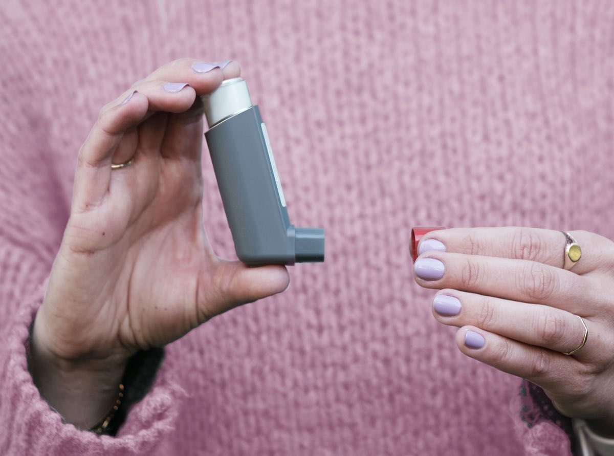 A dry-powder inhaler device